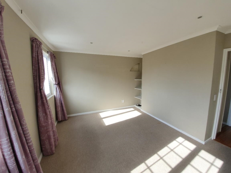 To Let 2 Bedroom Property for Rent in Rondebosch Village Western Cape